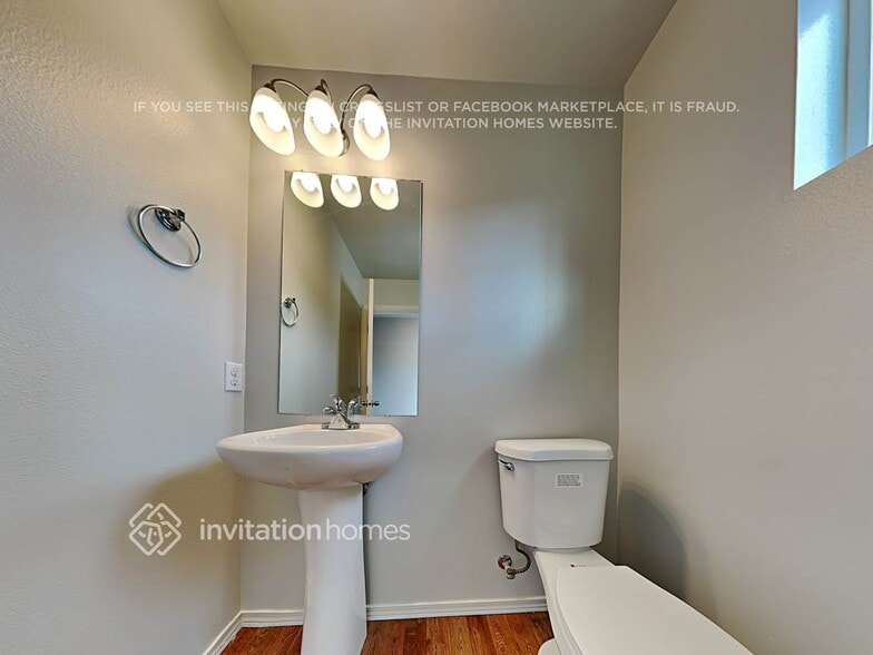 Building Photo - 6826 Zenda Dr SE