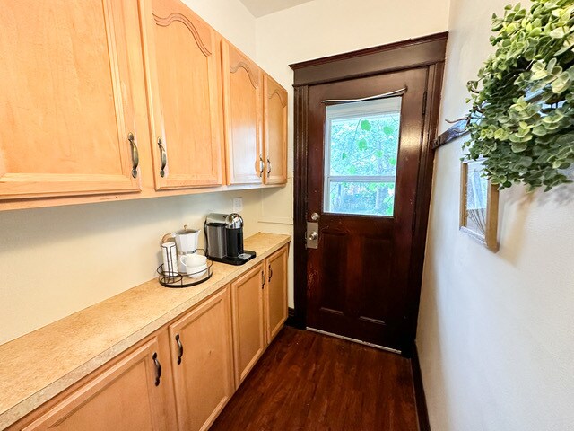 Building Photo - 159 Genesee Park Blvd