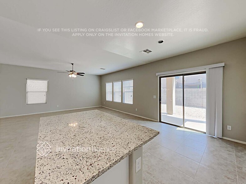 Building Photo - 18531 W Sunbelt Dr