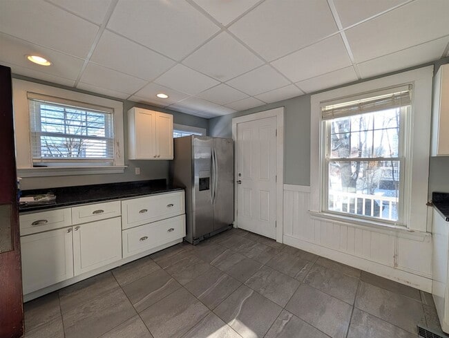 Building Photo - 204 Rockland St