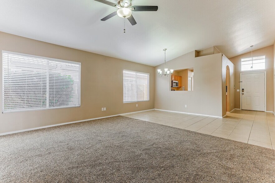 Building Photo - 4853 E Harmony Ave