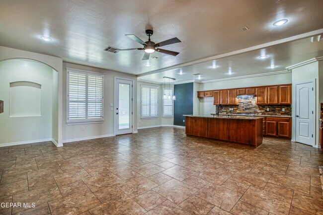 Building Photo - 13401 Emerald Pond Dr