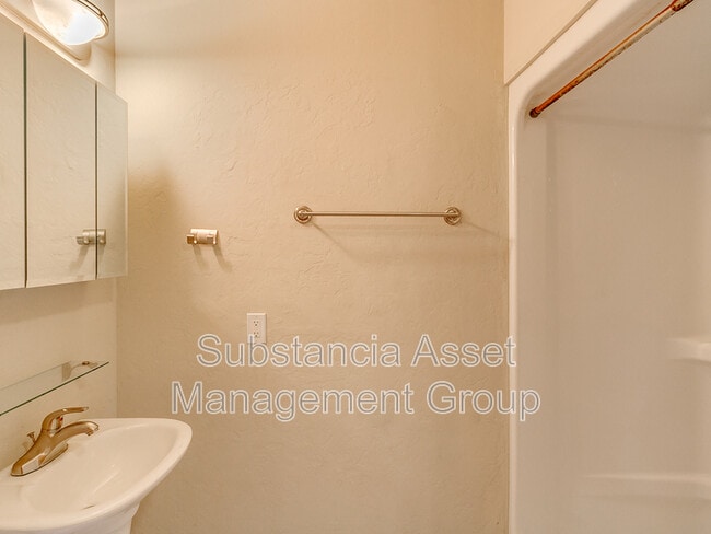 Building Photo - 2618 NW 50th St