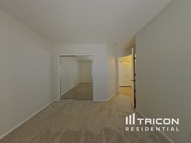Building Photo - 21308 Howell Dr