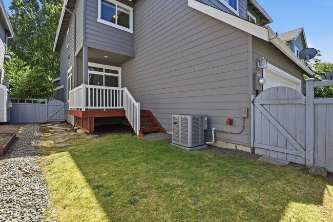 Building Photo - 4bd/2.5ba Renton Home
