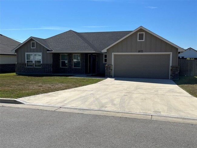 Building Photo - 1077 Fieldstone Dr