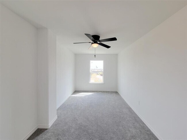 Building Photo - 2731 Rd 5724