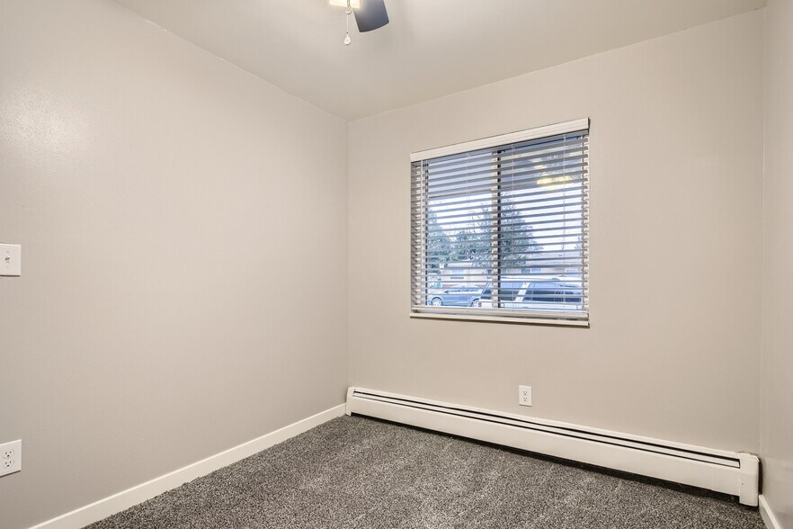 3rd Bedroom - 9375 E 17th Ave