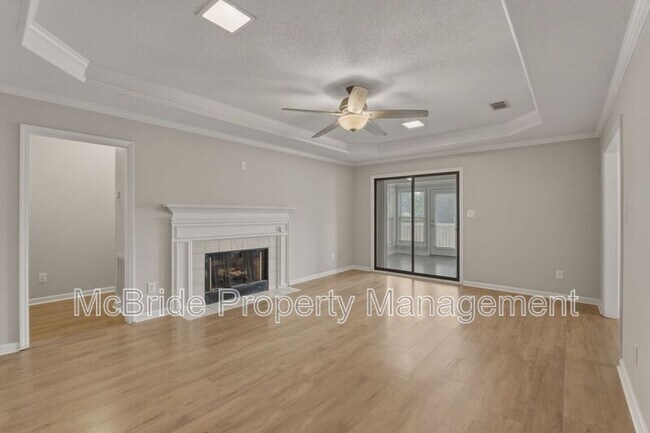 Building Photo - 342 Village Square Dr