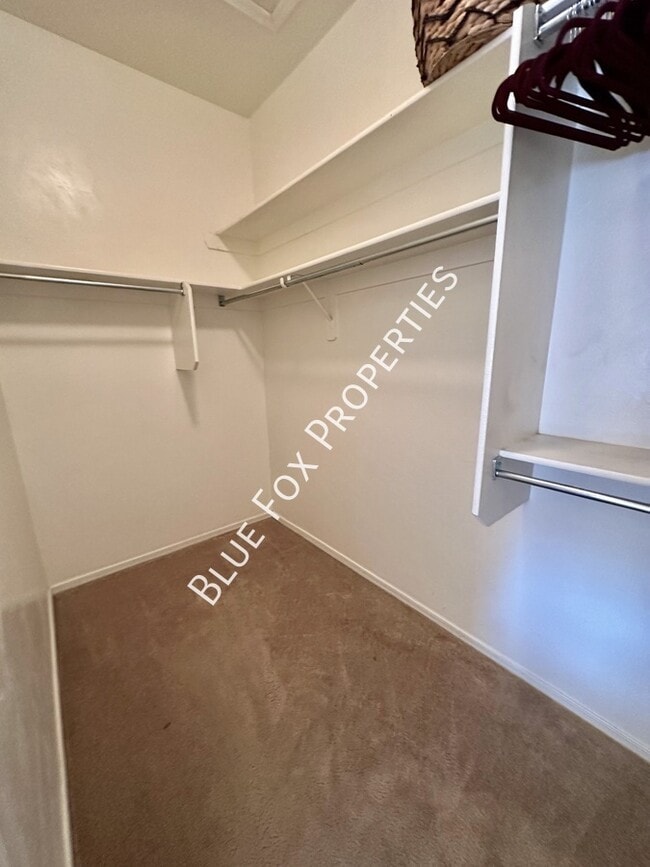 Building Photo - 7685 E Fair Meadows Loop