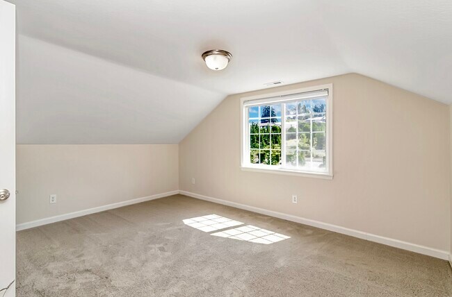 Building Photo - 11217 S Lake Stevens Rd