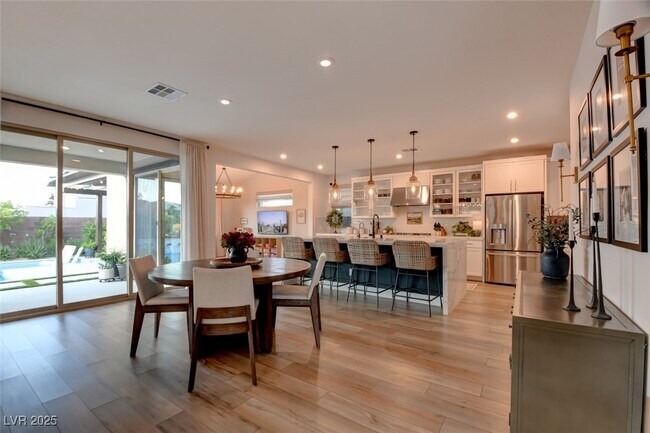Building Photo - 9702 Starlight Ridge Ave