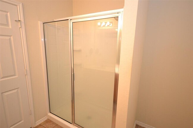 Building Photo - 104 Sierra Mar Lp