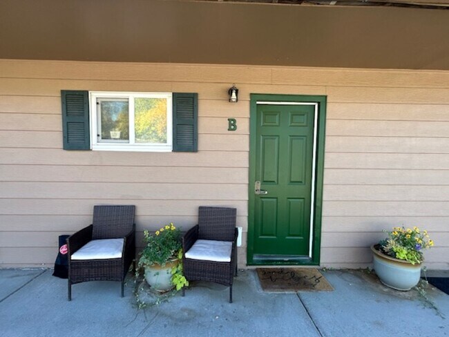 Primary Photo - 201 Plateau Ave