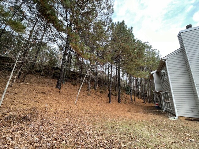 Building Photo - 3790 Oak Park Dr