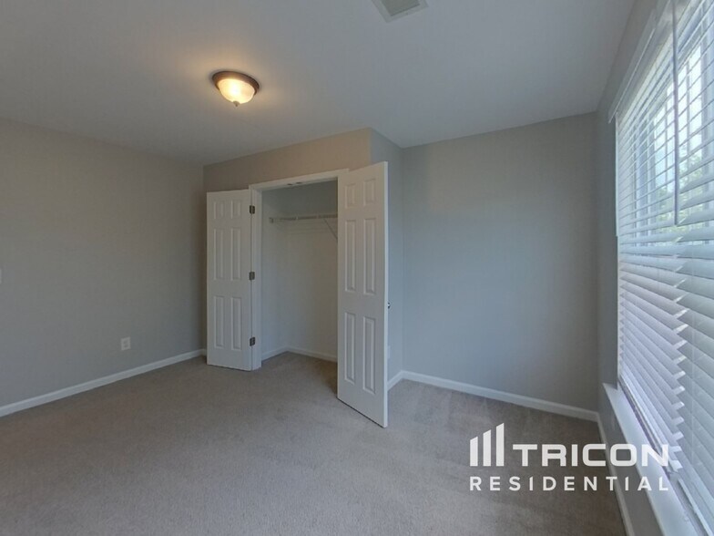 Building Photo - 239 Ridge Terrace Ln