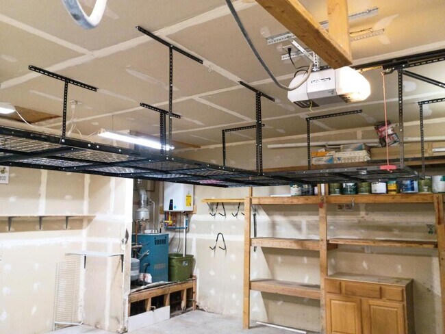 Building Photo - 12391 Rockhill Rd