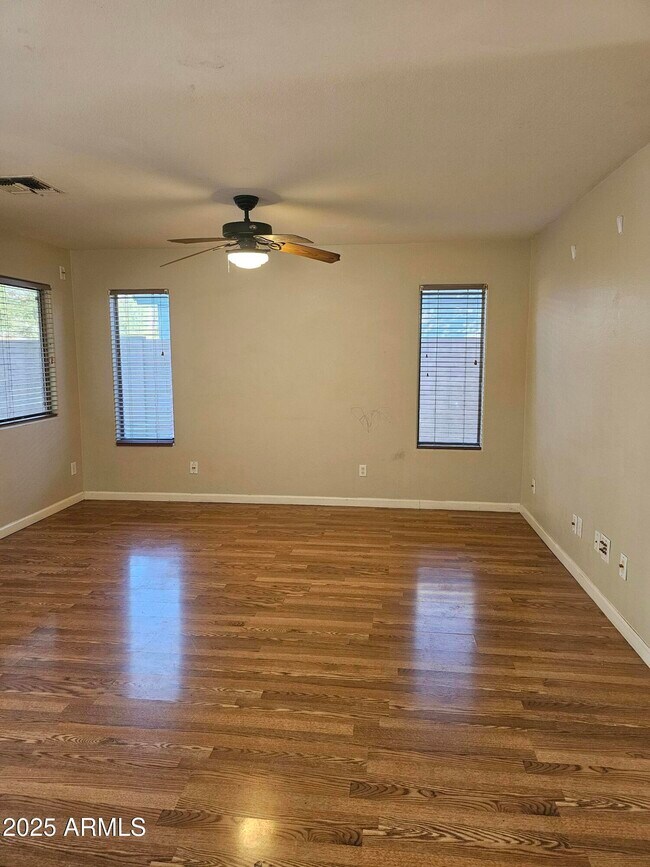 Building Photo - 16564 W Melvin St