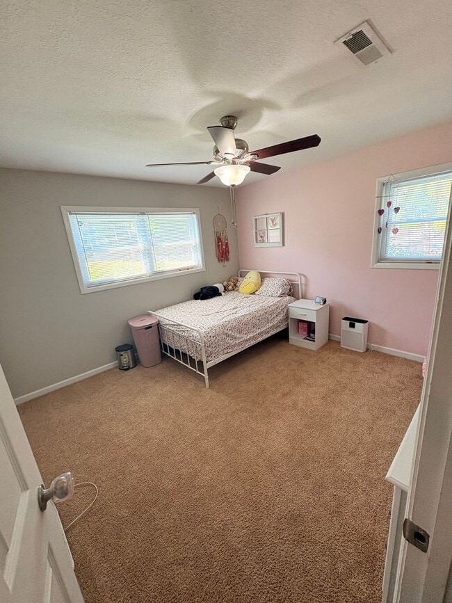 Building Photo - Available June!