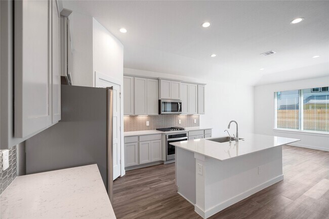 Building Photo - 13325 Big Sky Ct