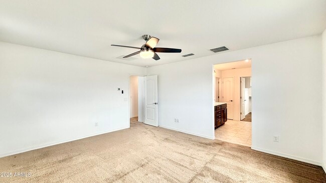 Building Photo - 10935 E Tesla Ave