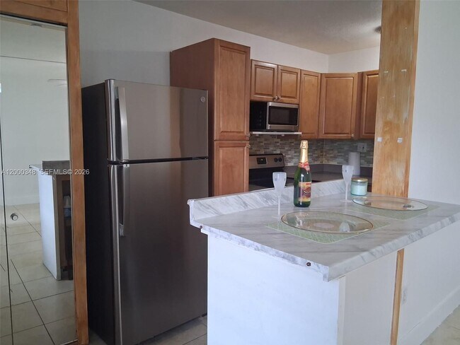 Building Photo - 4444 SW 67th Ave