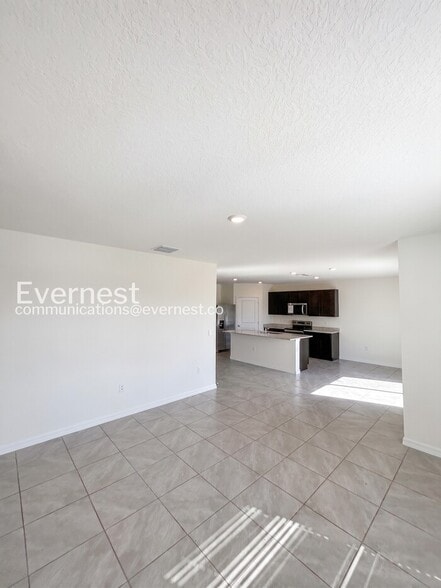 Building Photo - 8332 Juning Cove