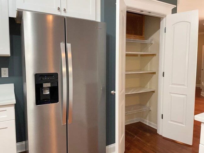 Building Photo - 2196 Eisenhower Ave