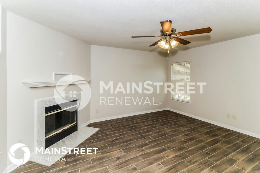 Building Photo - 2032 Pimpernel Rd