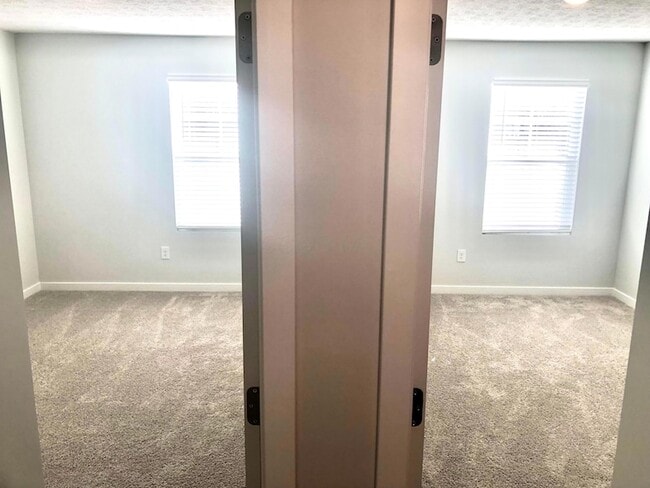 Building Photo - 6369 Bellmouth Rd