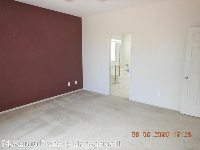 Building Photo - 3 br, 2 bath House - 2656 Lochleven Way