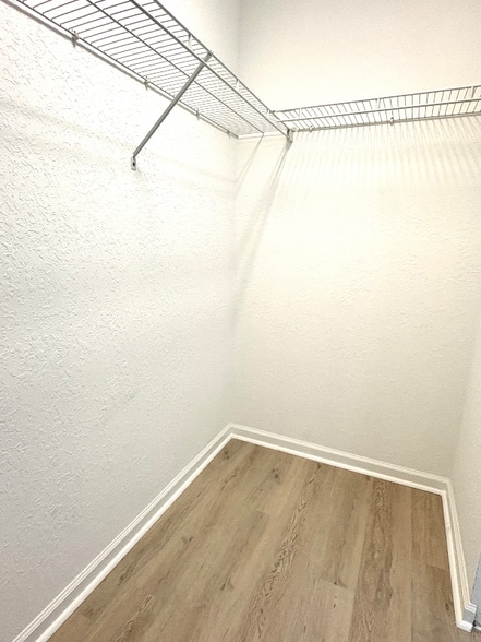 Building Photo - 10280 SW Stephanie Way