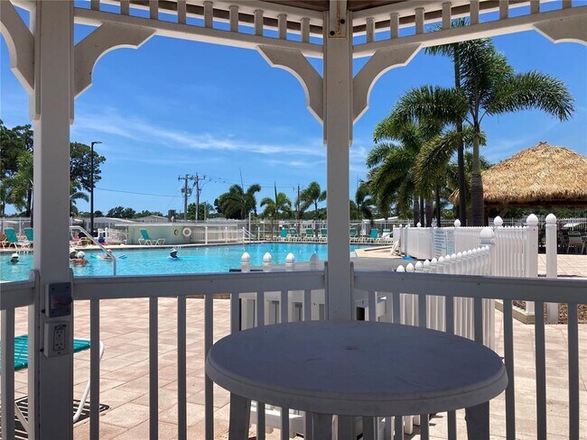 Building Photo - 5161 Boca Raton Ave