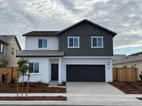 Building Photo - Beautiful 5 bed 3 bath located in West Ros...