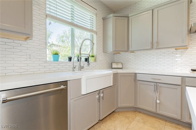 Building Photo - 11575 Zagarolo Ln