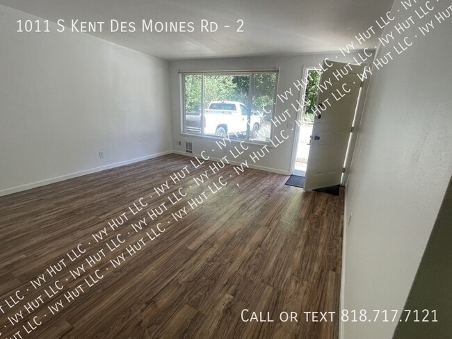 Building Photo - 1011 Kent Des Moines Rd