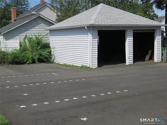 Building Photo - 139 Ardmore Rd