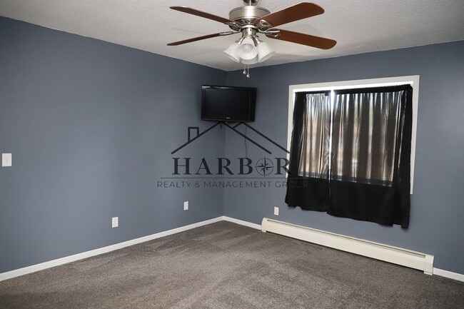 Building Photo - 3 bedroom Townhome in Eyota, MN Available ...