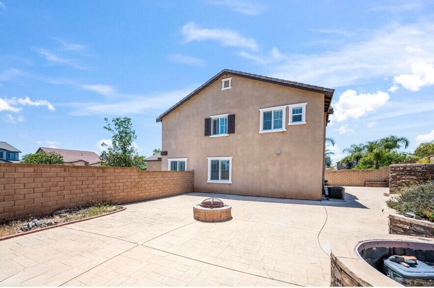 Building Photo - 29734 Big Dipper Way