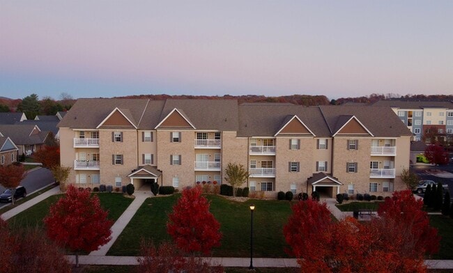 Building Photo - 302 Capstone Dr