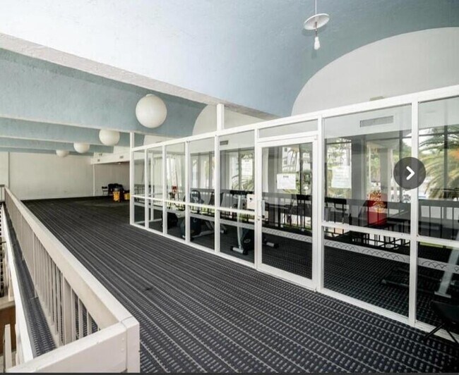 Building Photo - 488 NW 165th St