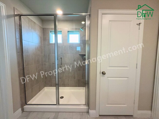 Building Photo - Modern 3-Bedroom Home with Open Layout & Large Backyard in Anna, TX