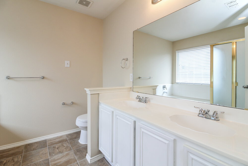 Building Photo - 2807 N Hampton Dr