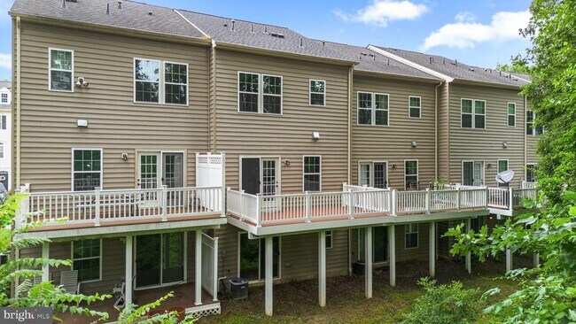 Building Photo - 8621 Enoch Pratt Dr
