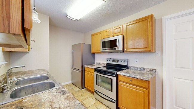 Building Photo - 2 WEEKS FREE + $1,375 RENT IMPROVEMENT!!!