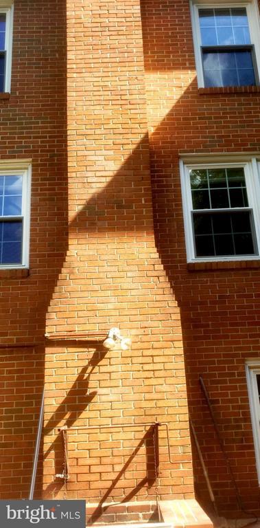 Building Photo - 9109 Barrick St