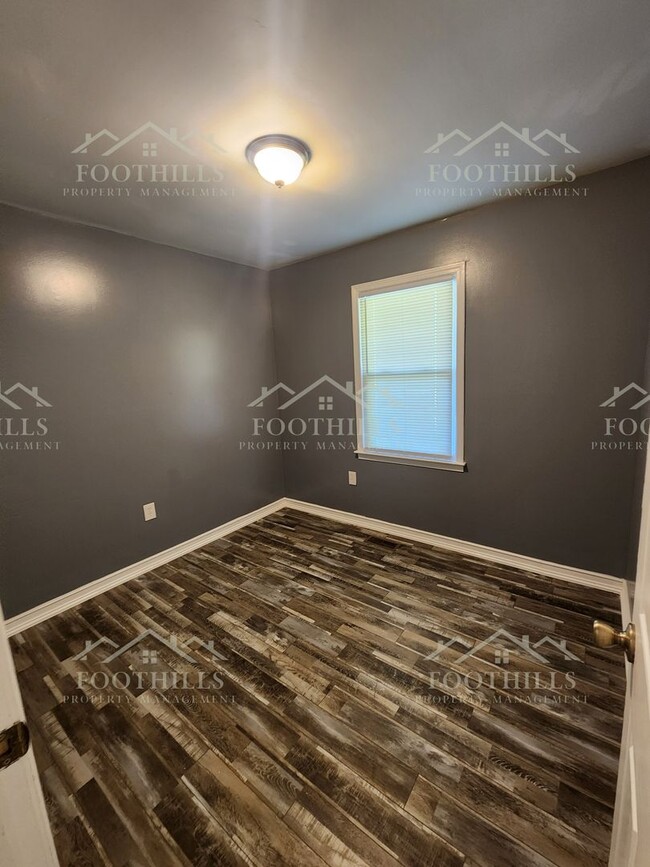 Building Photo - Spacious 3 Bedroom Home in Starr with Gara...