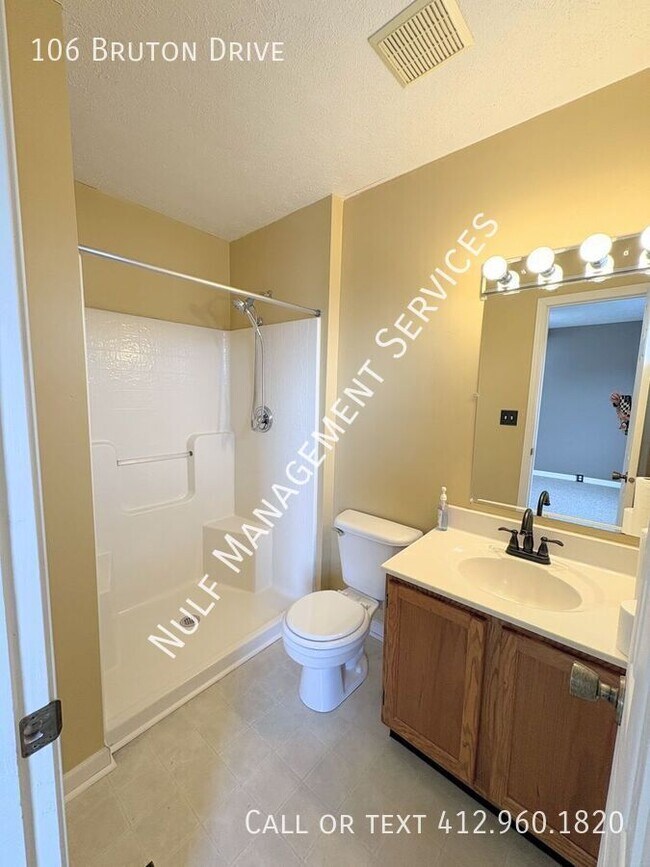 Building Photo - 106 Bruton Dr