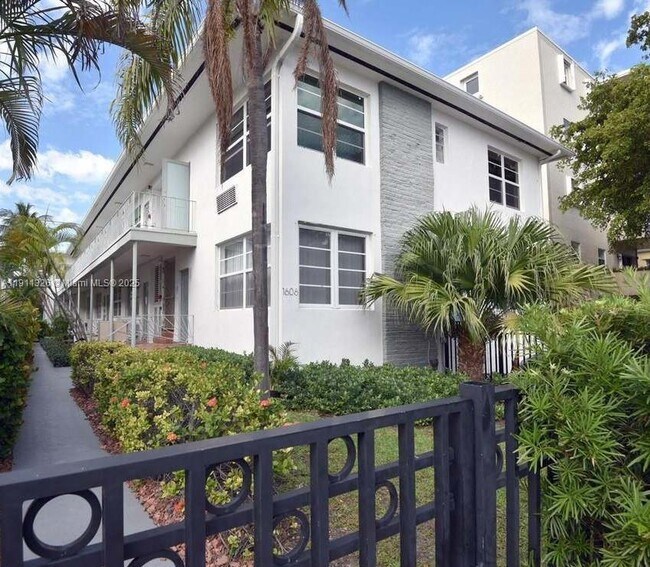 Primary Photo - 1606 Jefferson Ave