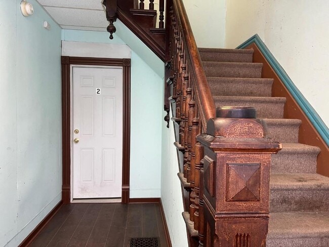 Building Photo - 89 Chestnut St